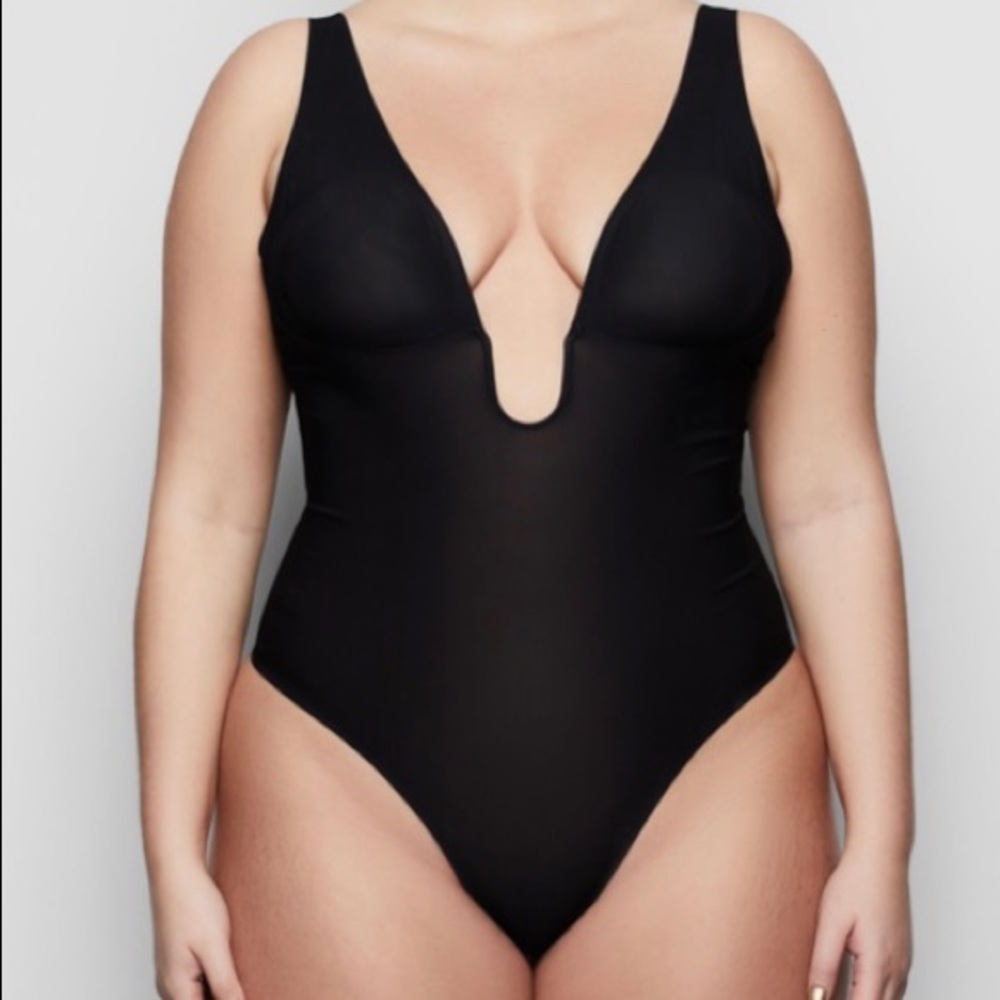 Skim Naked deep plunge bodysuit XL